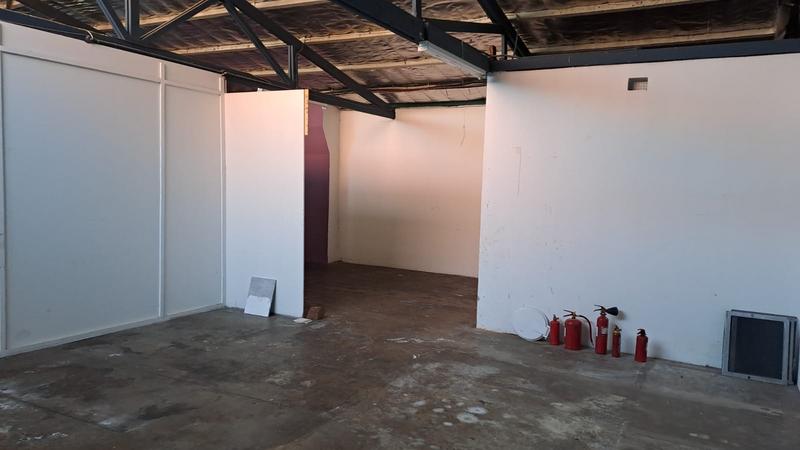 To Let commercial Property for Rent in North End Eastern Cape